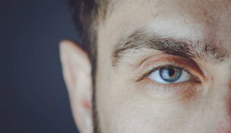 Why Do Guys Have Longer Eyelashes Than Females?
